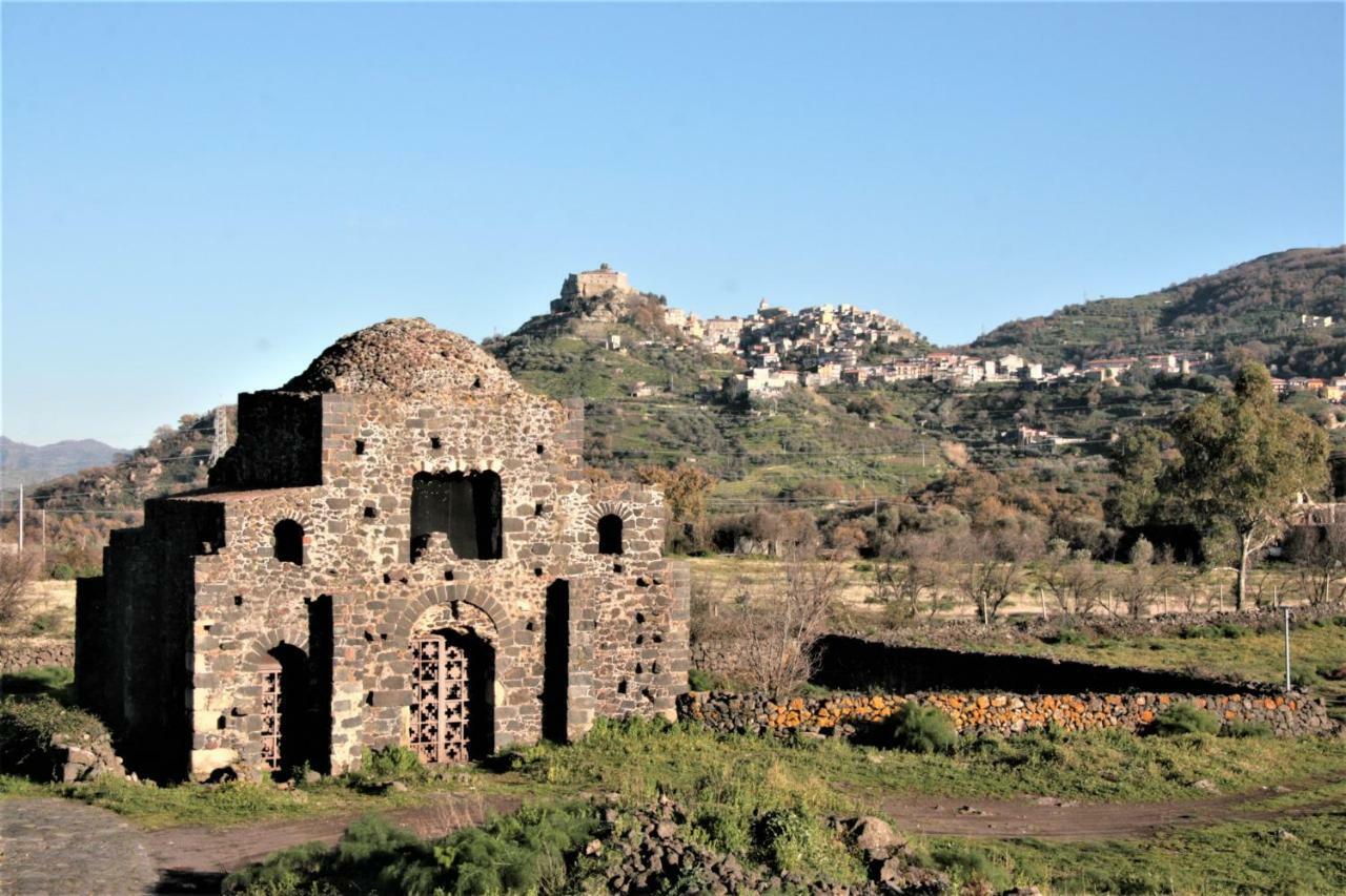 Apartamento Casa Donna Franca Castiglione De Sicilia Exterior foto
