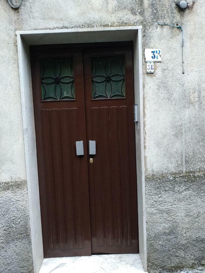 Apartamento Casa Donna Franca Castiglione De Sicilia Exterior foto